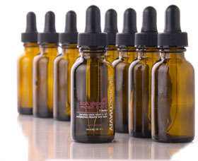 Mandelic acid: Do you know what it’s used for? Its uses as a peeling agent and depigmenter for healthy and youthful skin Products with mandelic acid